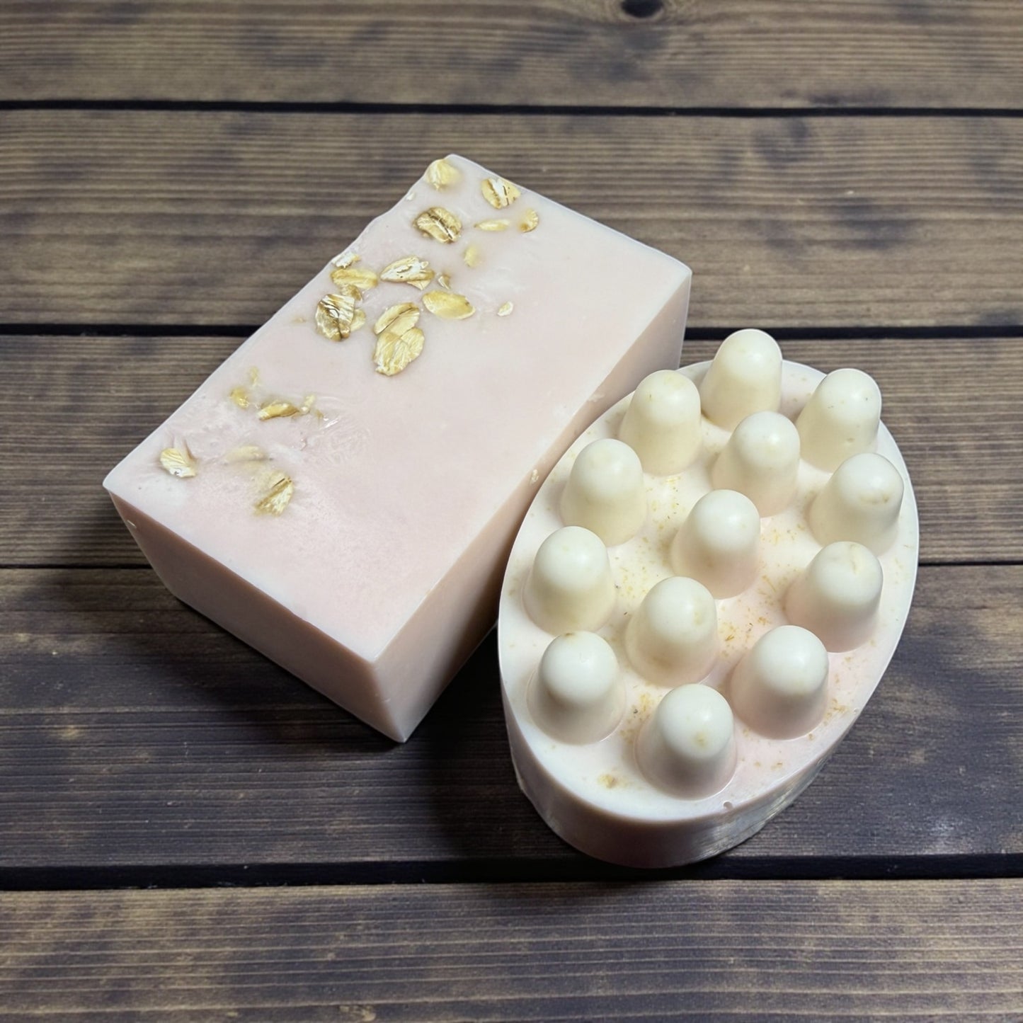 6.5 oz Goats & Oats Honey Soap Bar Extra Large w Goats Milk Real Honey and Oats - Ultra Moisturizing and Calming